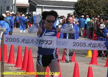 유학생 김유석, 장대높이뛰기 한국신