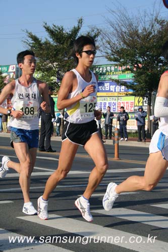 [경주국제마라톤]신철우, 이때까지만 해도 ... 사진