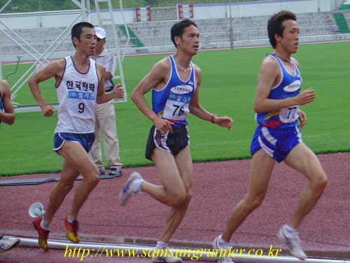 [05실업단대항] 남자 5000m 레이스모습 사진