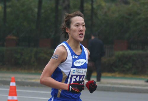 박호선, 중앙서울마라톤 여자부 우승