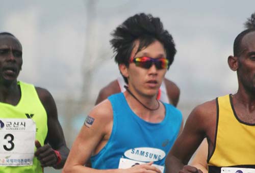 김영진, 군산새만금국제마라톤 남자 국내부문 우승