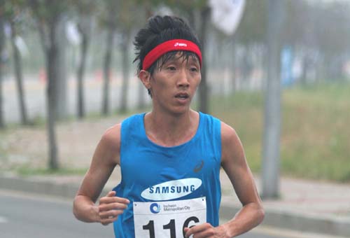 김영진, 송도국제하프마라톤 18km 지점 기권